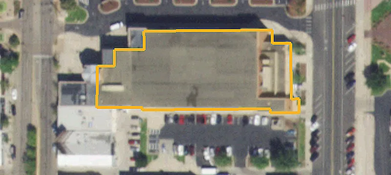 900 8th Ave