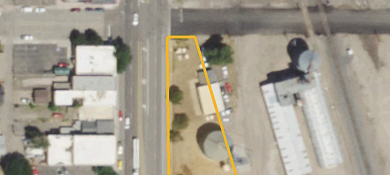 133 Oak Ave