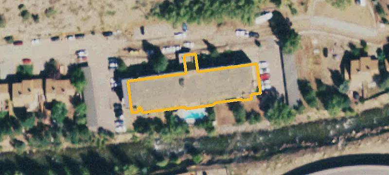 3201 Riverside Dr
