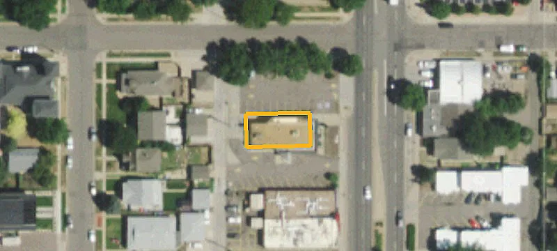 3001 Broadway