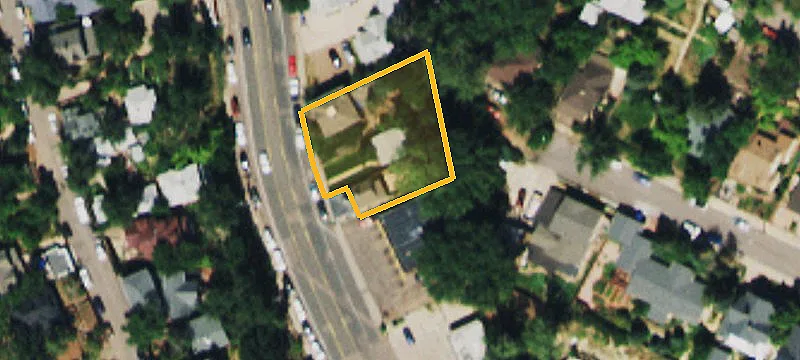 1118 Manitou Ave