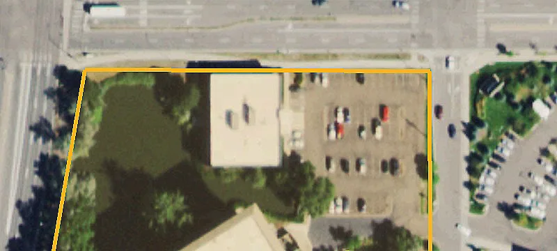 198 Un Blvd
