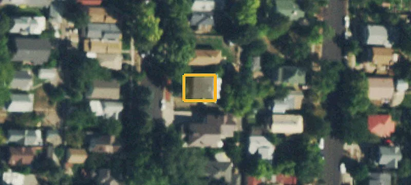 918 Bennett Ave