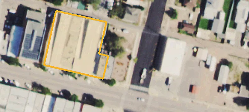 129 Main St