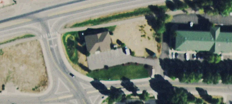 600 Red Table Dr