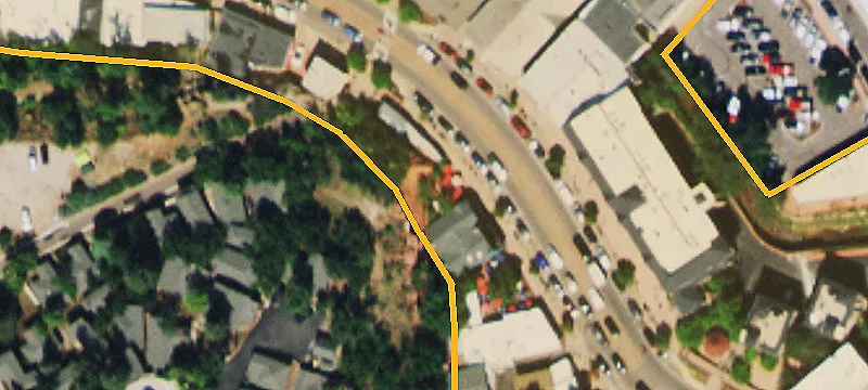 919 Manitou Ave