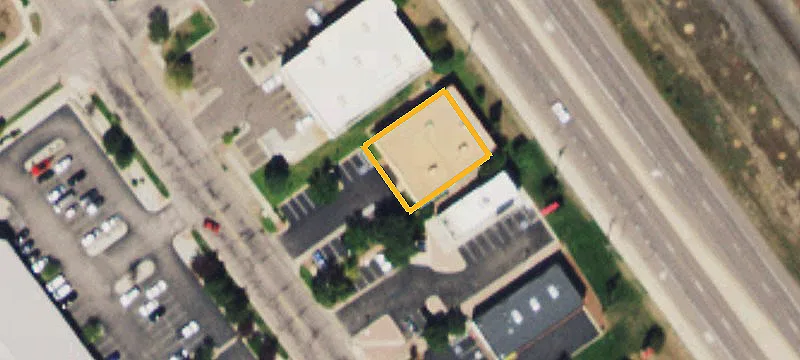 6720 Camden Blvd