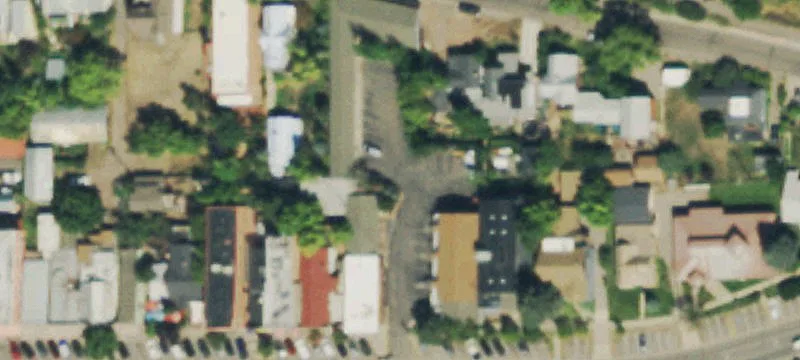 220 Midland Ave