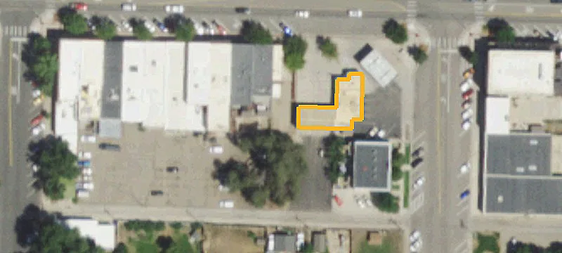 411 Main St