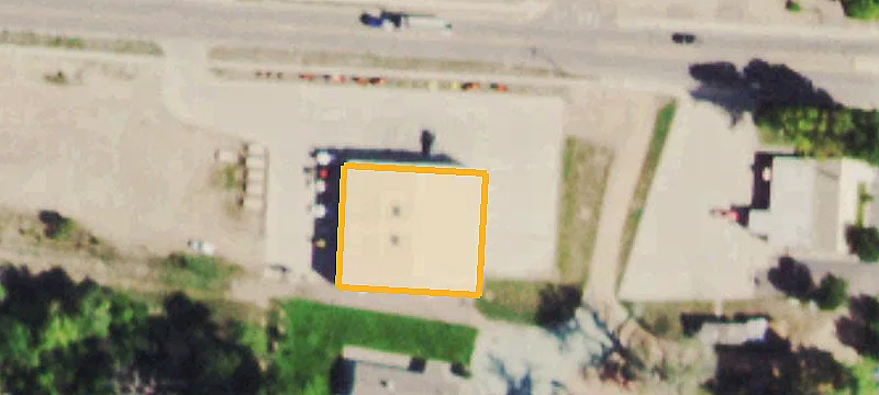950 Main St