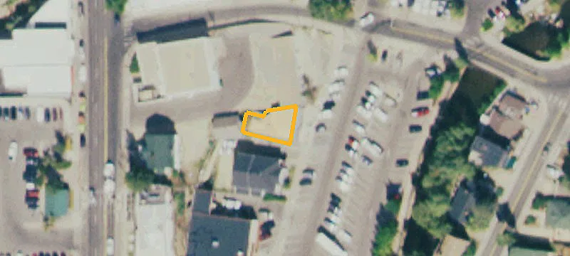181 Riverside Dr