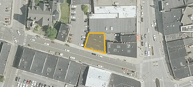22 Water St