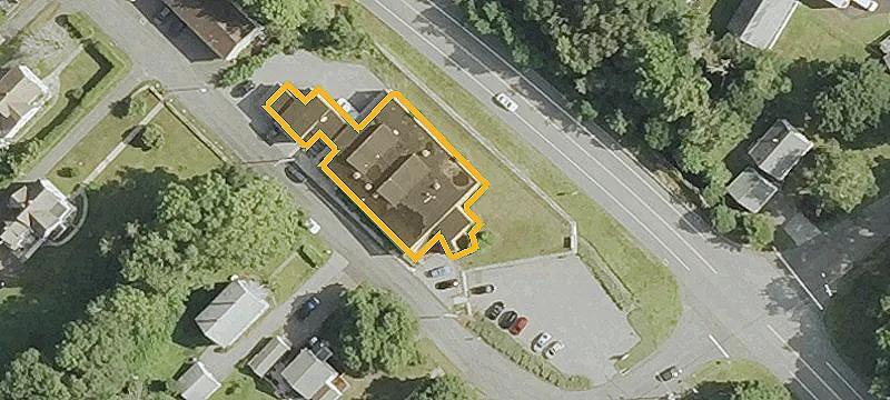 10 Marine St