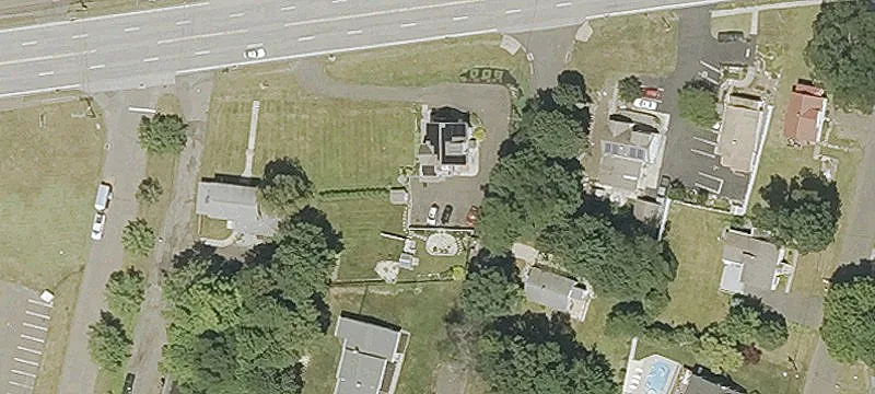 800 Foxon Rd