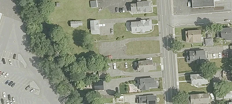 775 Main St