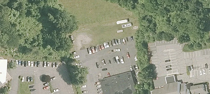 711 Hebron Ave