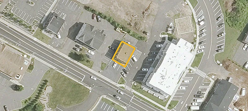 883 Farmington Ave