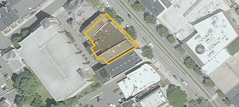238 Main St
