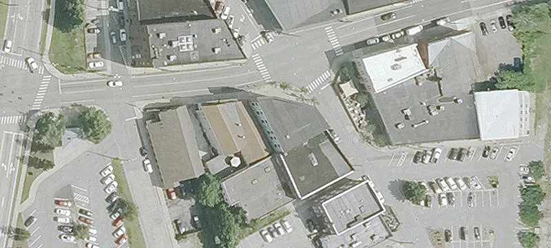 88 Main St