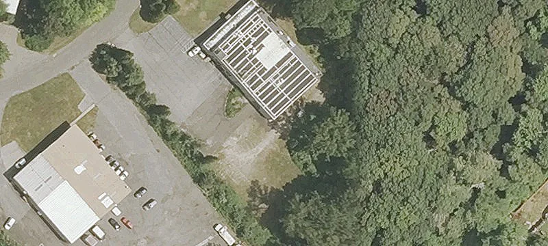 30 Naugatuck Dr