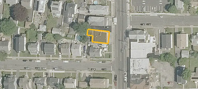 2485 Main St