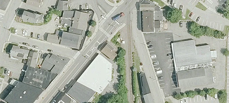 106 Main St