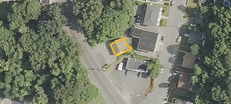 2428 Main St