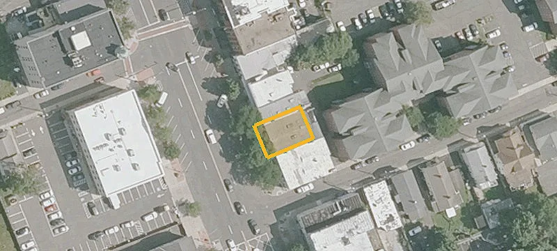 570 Main St