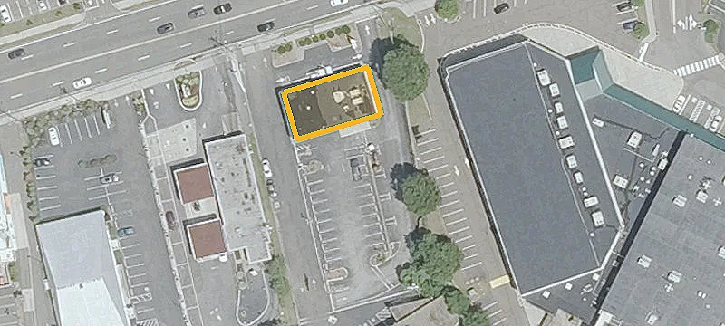 506 Westport Ave