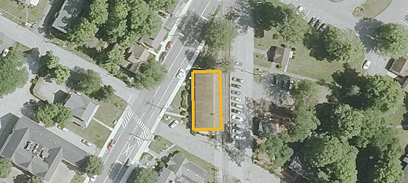 38 Main St