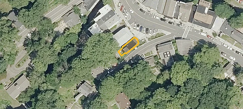 16-18 Main St
