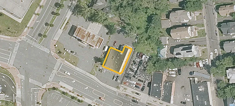 1500 Albany Ave