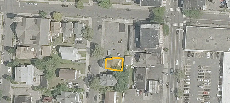 224 Bch St