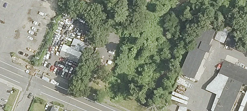 251 Woodford Ave