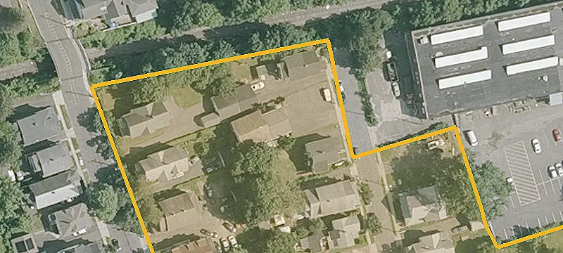 27 Clinton Ave