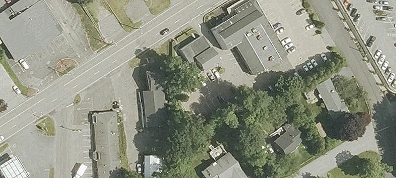932 Main St