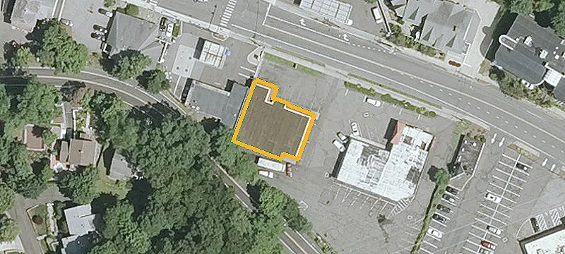 85 New Canaan Ave