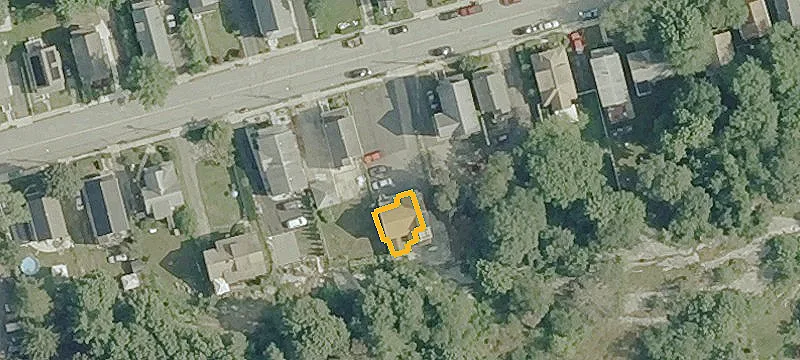 38 Denison Ave