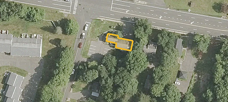 324 Albany Tpke