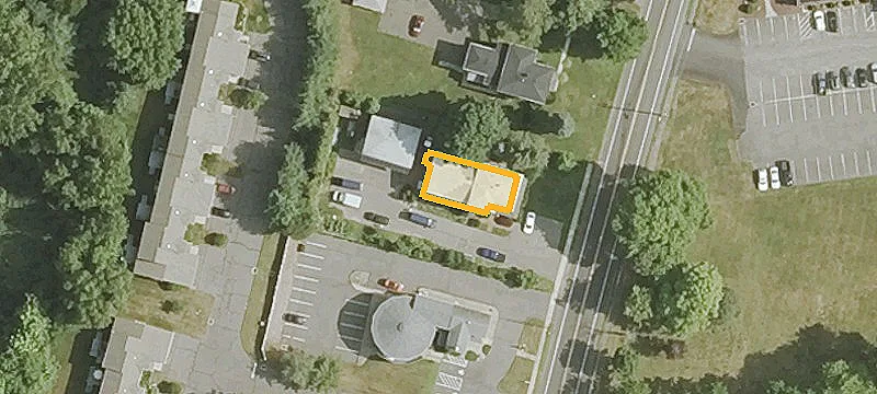 1004 Main St