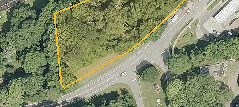 423 Haddam Moodus Rd