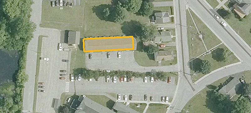 6 Community Ave