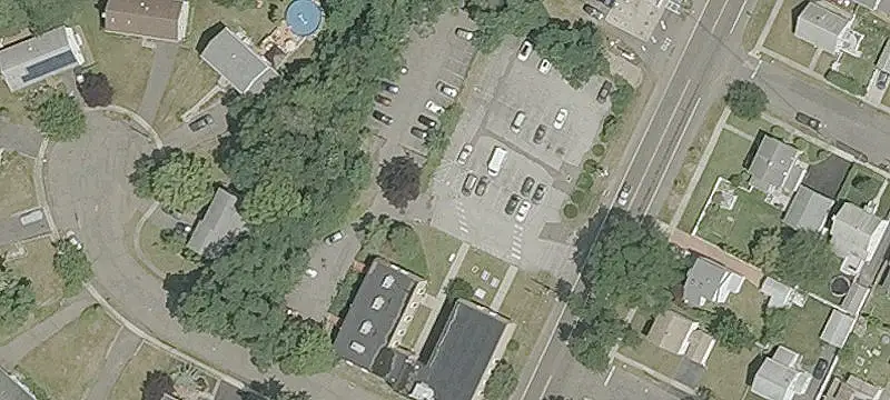 4021 Main St