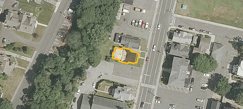 226 Mdw St
