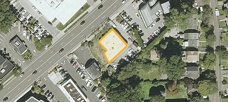 262 Putnam Ave