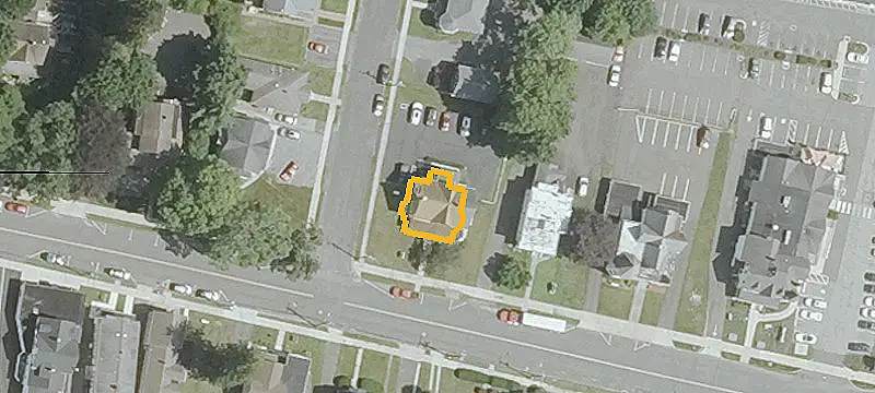 219 Greenwood Ave