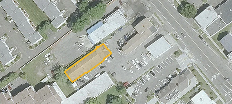 16 Main St