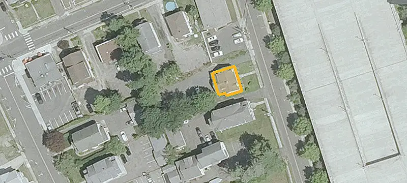 24 5th Ave