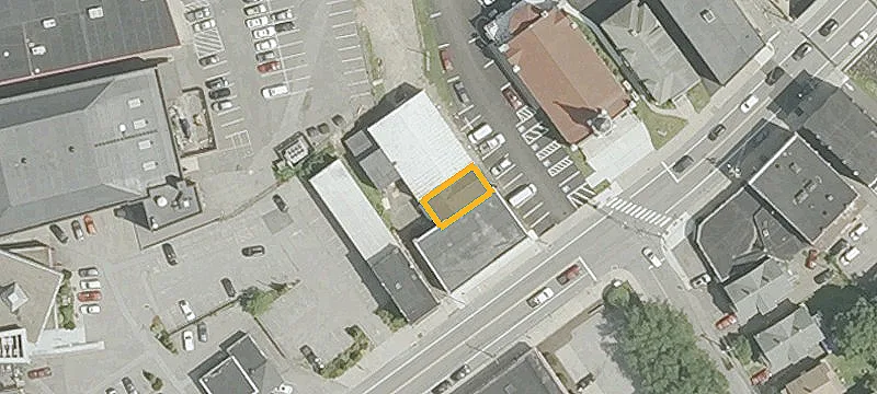 83 Main St
