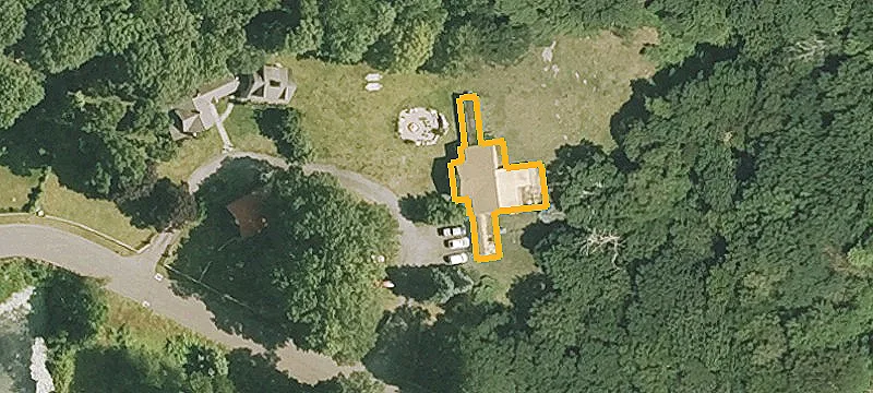 21 Hathaway Ln